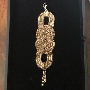 $5/$25 Gold chain Mesh Bracelet with adjustable closure